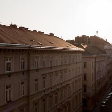 Classical Studio Lägenhet Budapest Exteriör bild